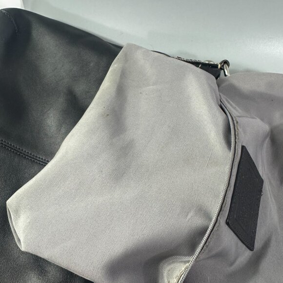 Vintage Coach F13764 Black Leather Hobo Bag - Picture 11 of 13